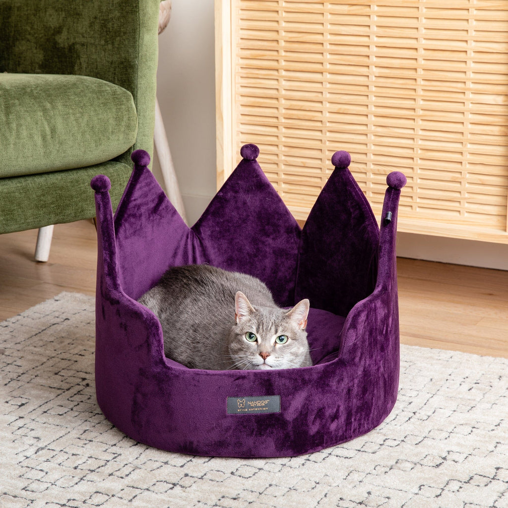 Crown Dog & Cat Bed Cloud Prive Collection - Royal Purple