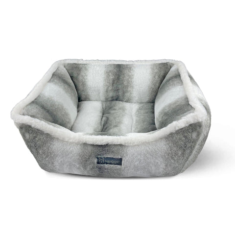 Super Cloud Reversible Dog & Cat Bed - White Chinchilla